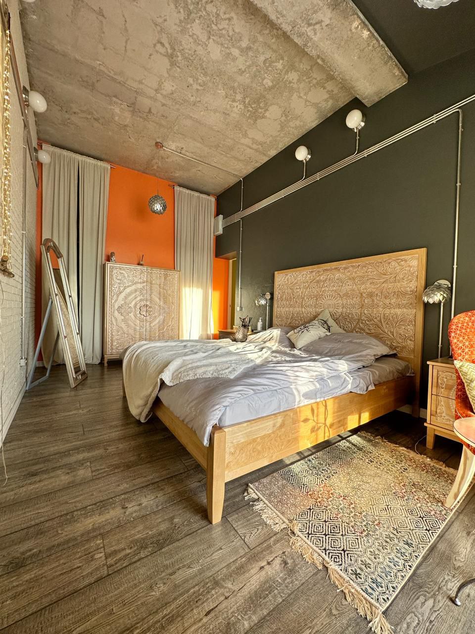 Разнообразие стилей прикроватных тумб MH75